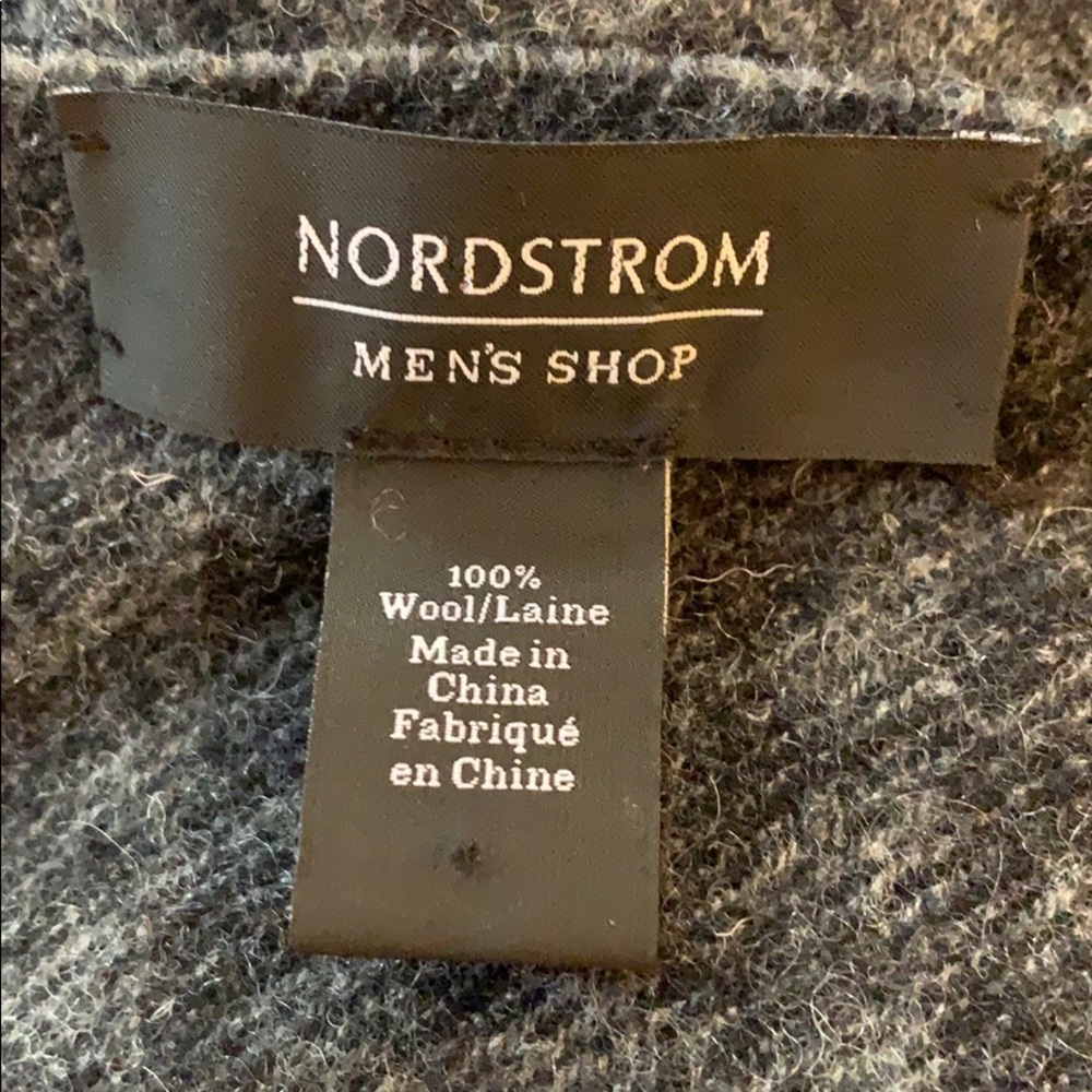 EUC Nordstrom grey/black men’s scarf - Picture 2 of 2
